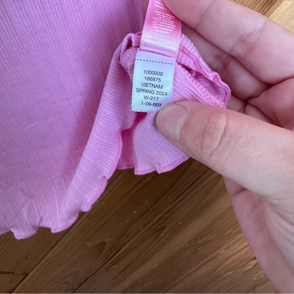 Nuuds Pink Mini Rib Tee Size Medium - Picture 6 of 6